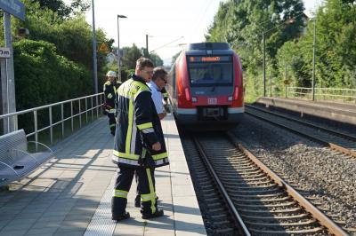 Person von S-Bahn erfasst und schwer verletzt in Kirchheim-Oetlingen